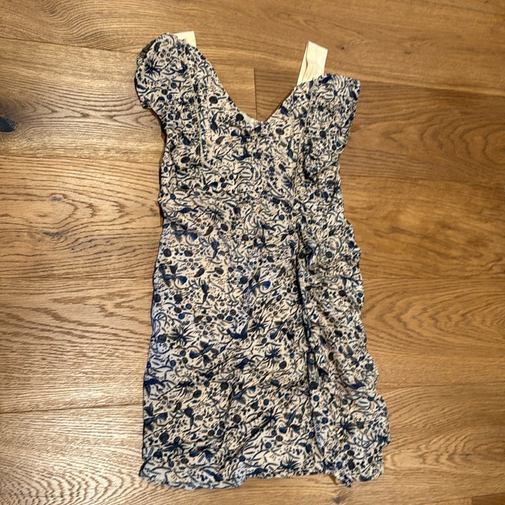 Very cute mini dress by Isabel Mara t Etoile